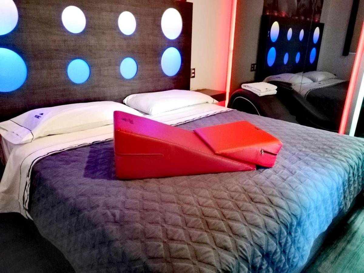 Hotel Muy (Adults Only) Mexico City Exterior photo